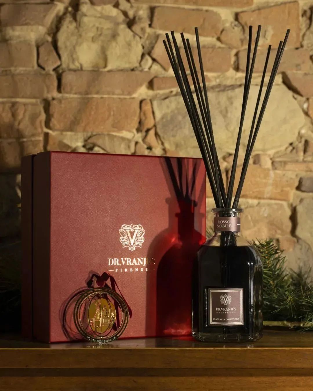 陈伟霆的镜子、井柏然的香氛、刘雯的沙发，就是我的梦中情家