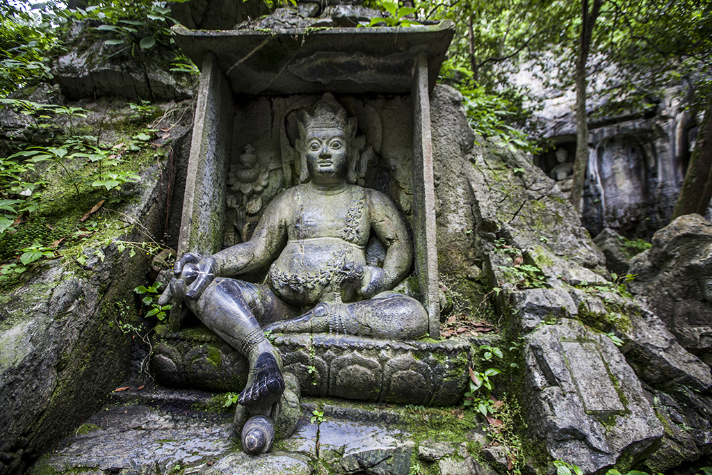 杭州旅行必打卡景点之一，藏在西湖群山中，门票70元还很多人去