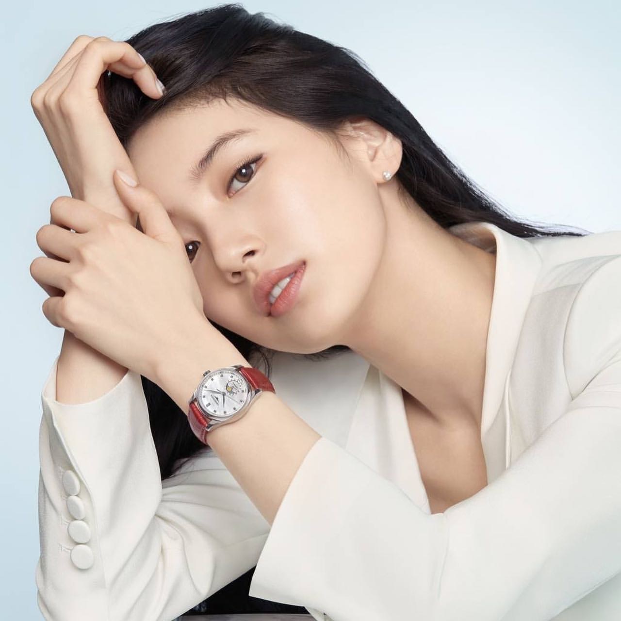 白皙肌肤，俊俏美貌，28岁的韩国女星裴秀智，成熟女性的完美魅力