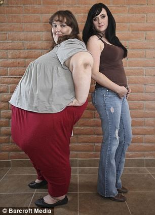 世界上最胖的人（体重1450斤!嫁高富帅后生下2子）-第23张图片