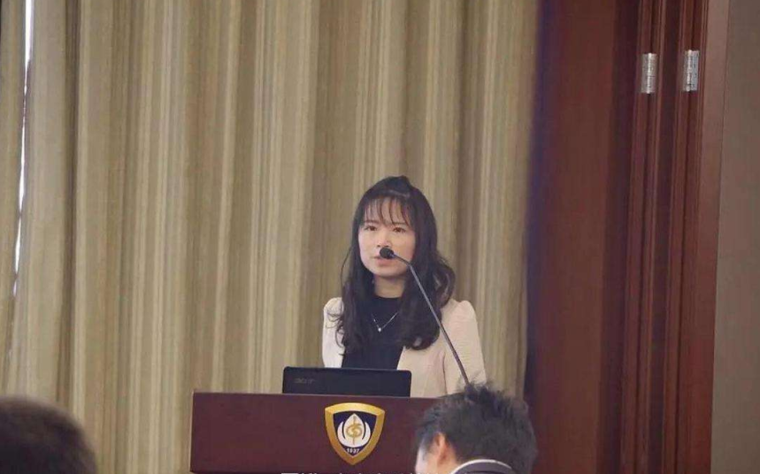学术界四大“妲己”，精彩堪比邓文迪，高学历背后是怎样的经历