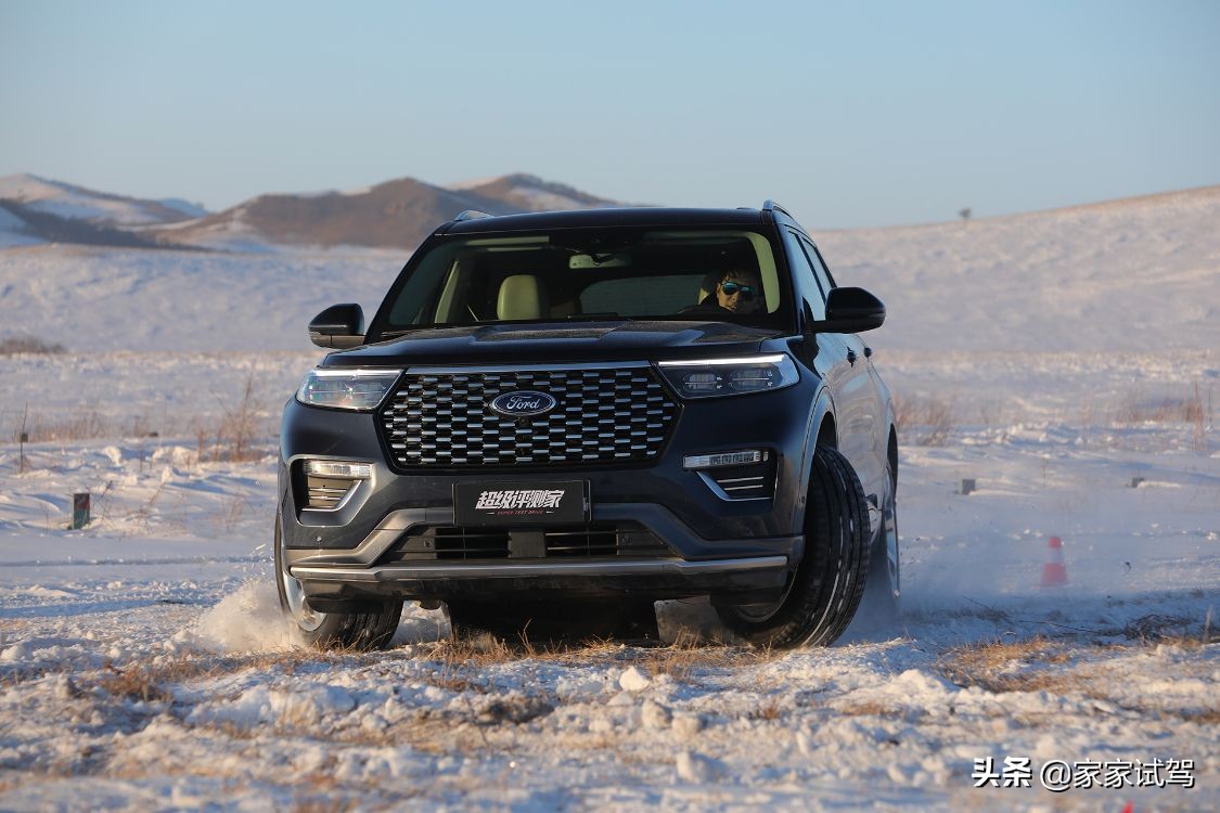 影帝级SUV，探险者出演冰雪极限动作戏