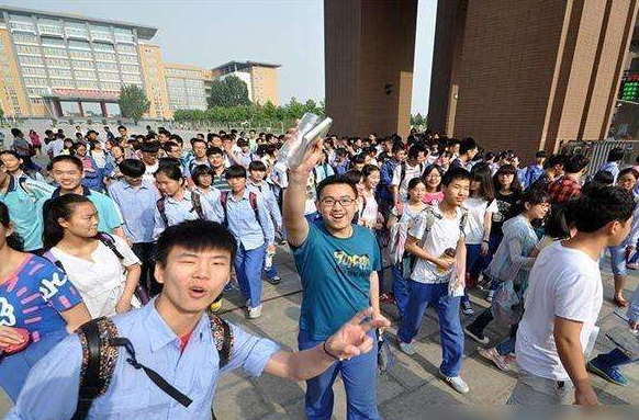 大学生压力（教育部将进行）