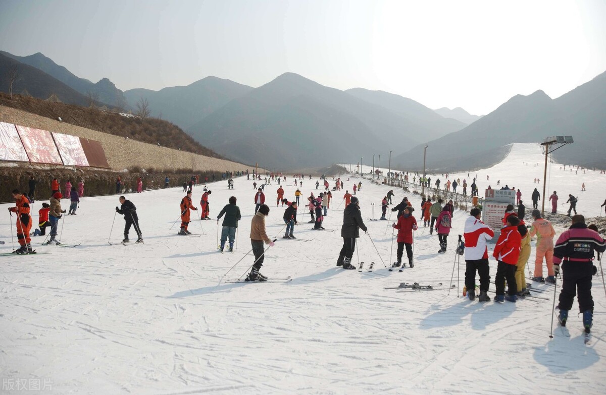 冬天就要滑雪啊！为大家奉上北京的18个宝藏滑雪场，快去打卡吧