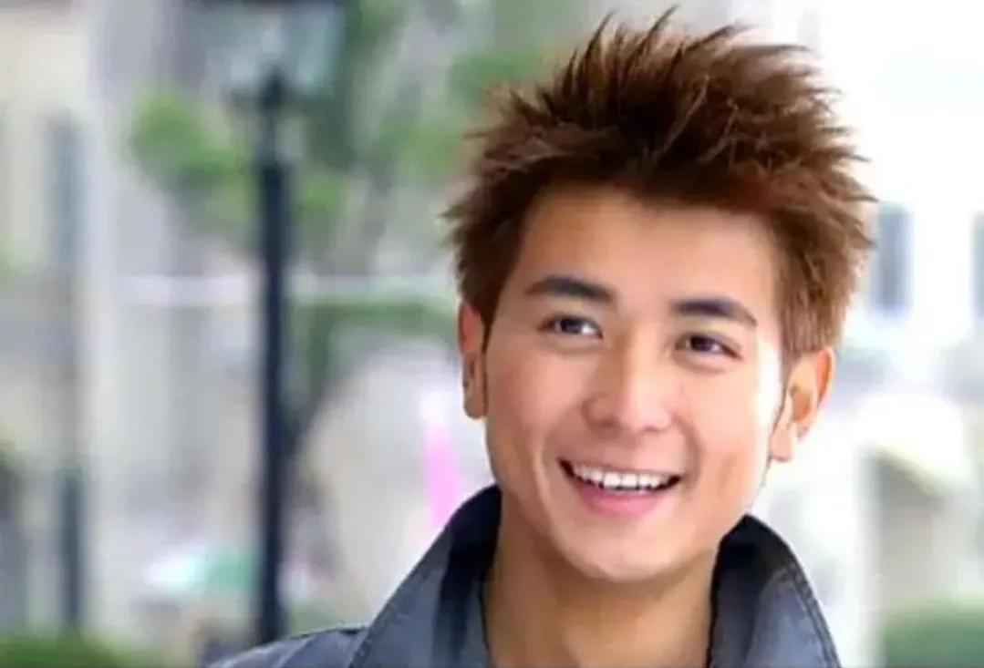 《十八岁的天空》我们回不去的十八岁