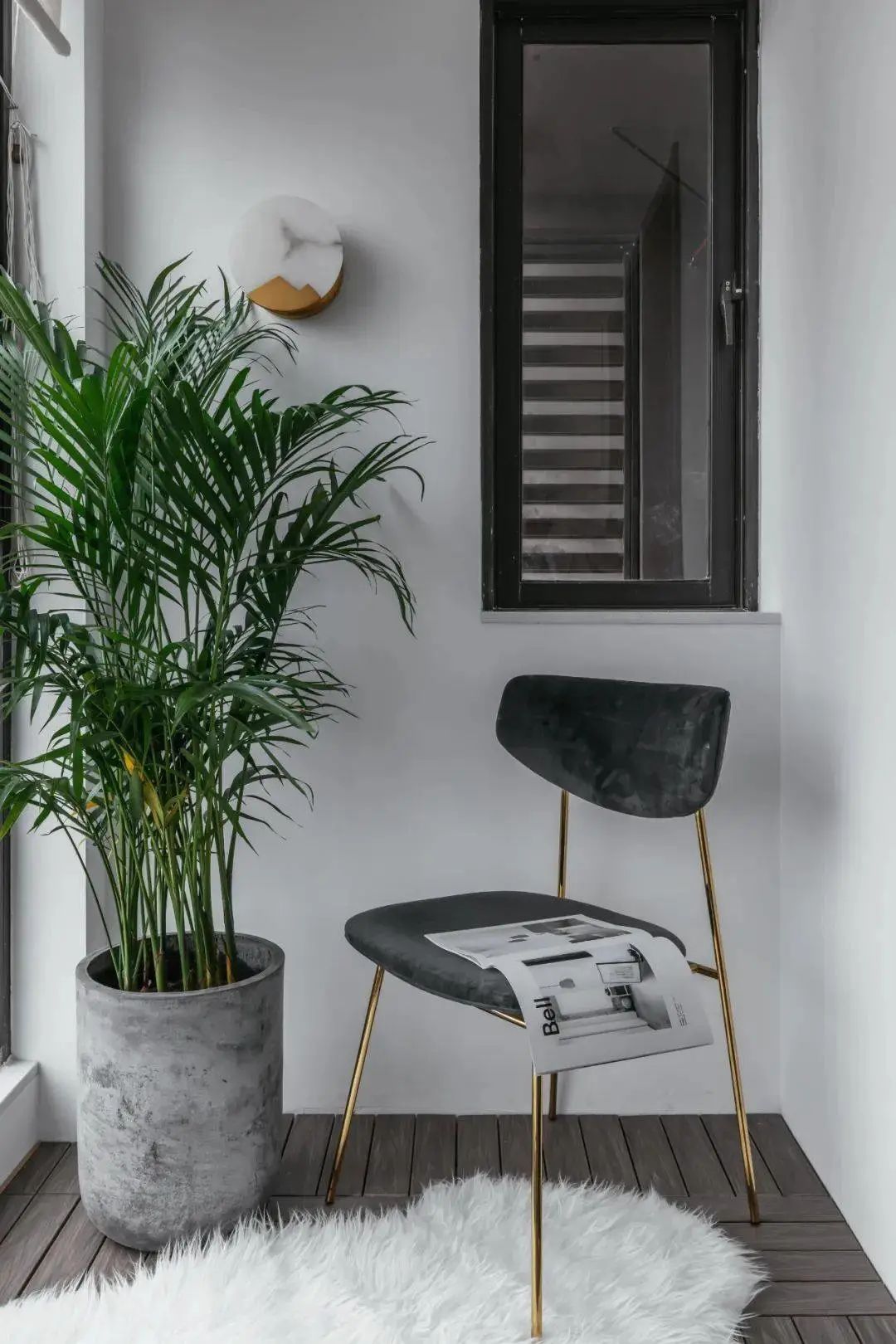 80㎡二房，花5W爆改成浪漫轻奢风的一居室，实用性更强，颜值更高