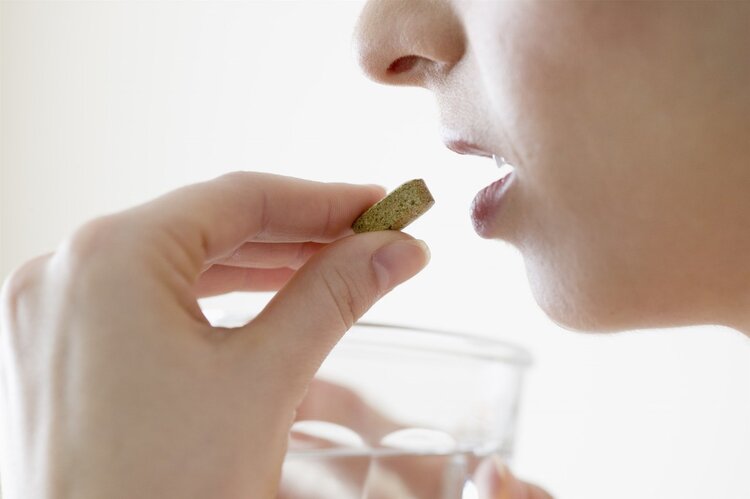 有一种痛叫口腔溃疡！提醒：补充维C不顶用，这些办法才靠谱
