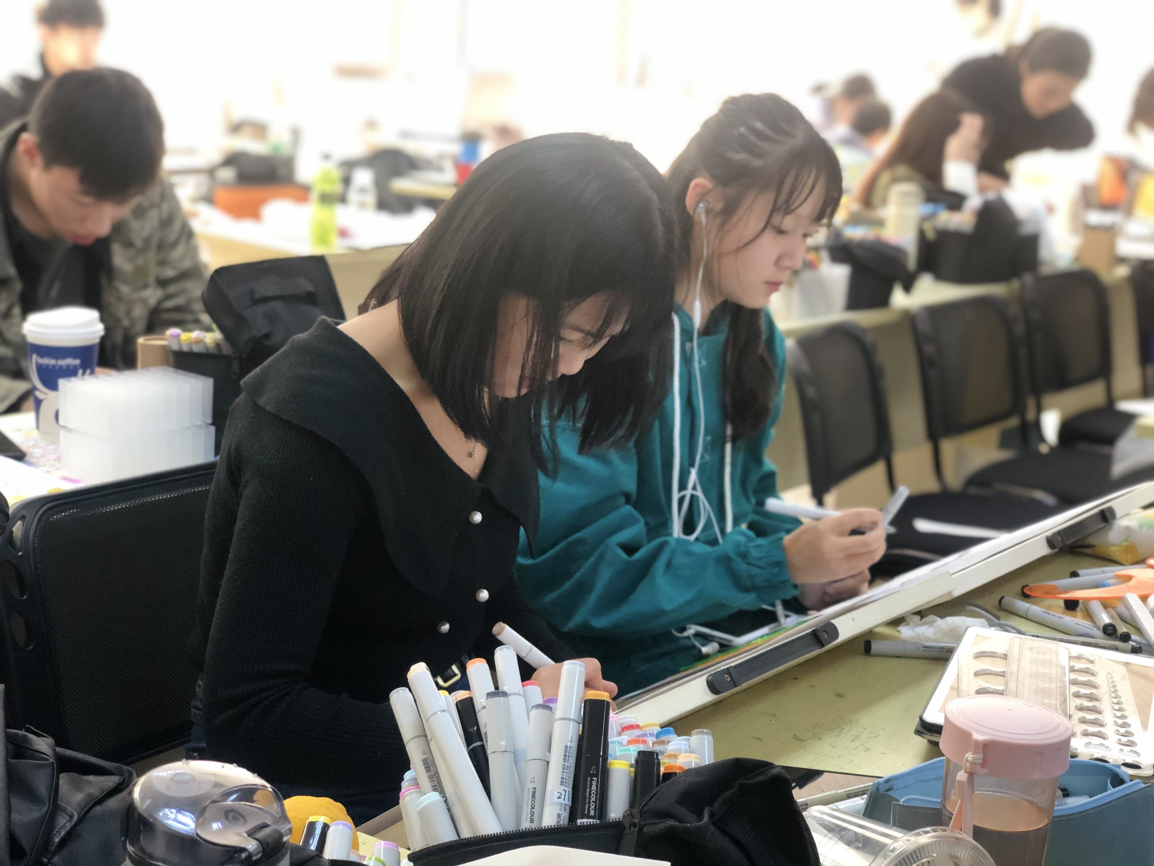 考研人的二轮冲击：复试“分数线”涨幅追赶国家线，卷上加卷？