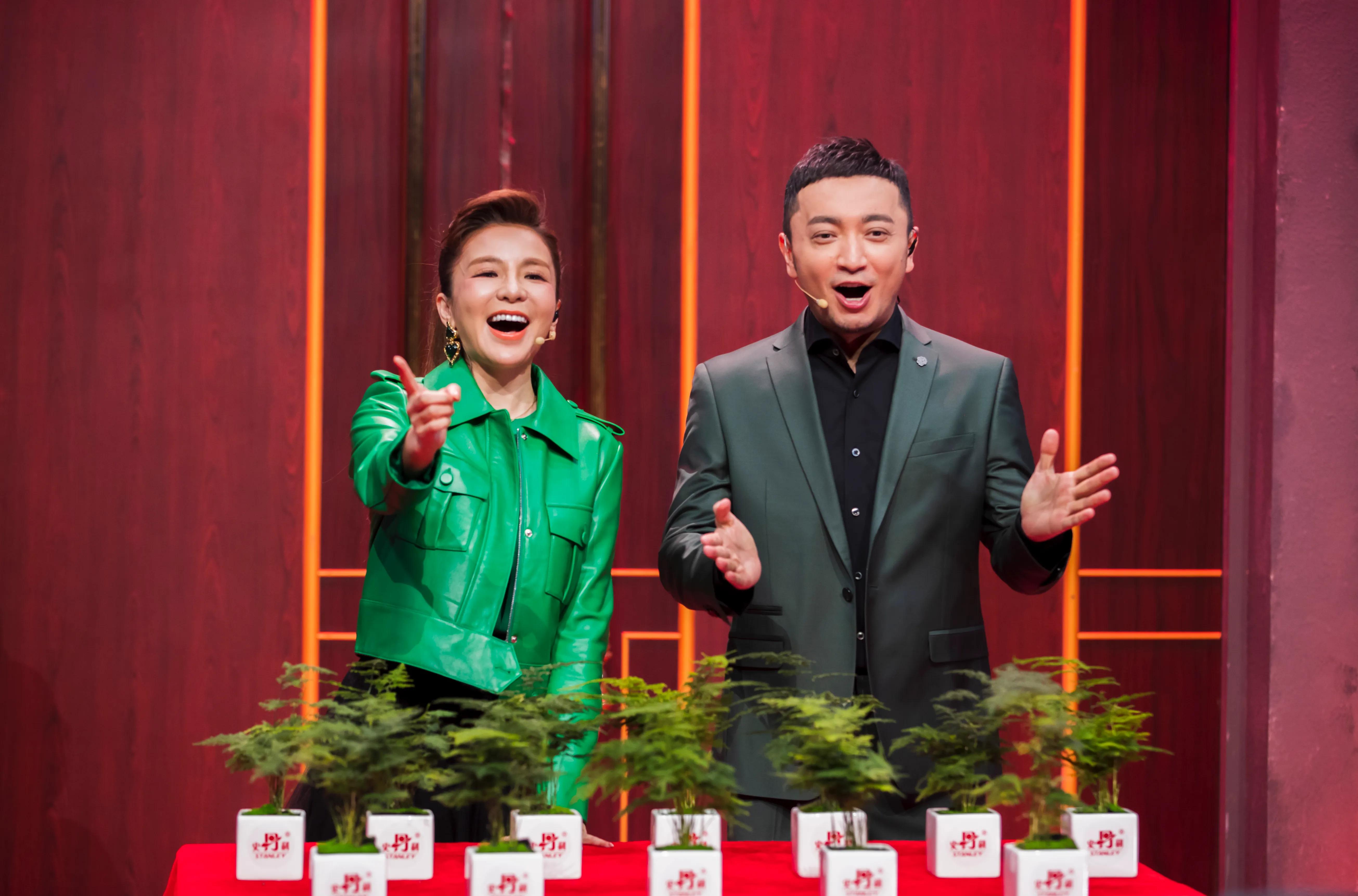 夏日之夜，火热开赛，《星光大道》夏赛季阶段赛闪亮开启