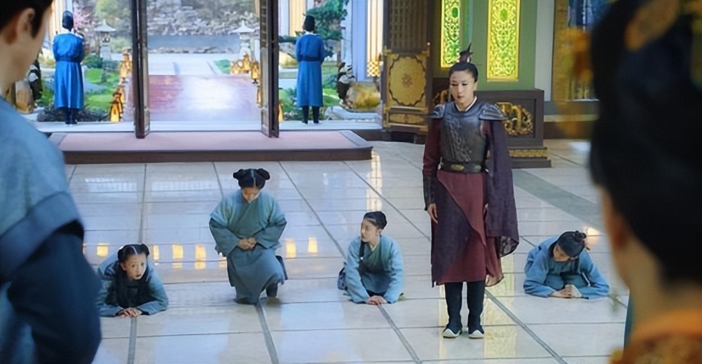 看了让人生气的国产剧：剧情悬浮、穿帮镜头频出、千篇一律的配音