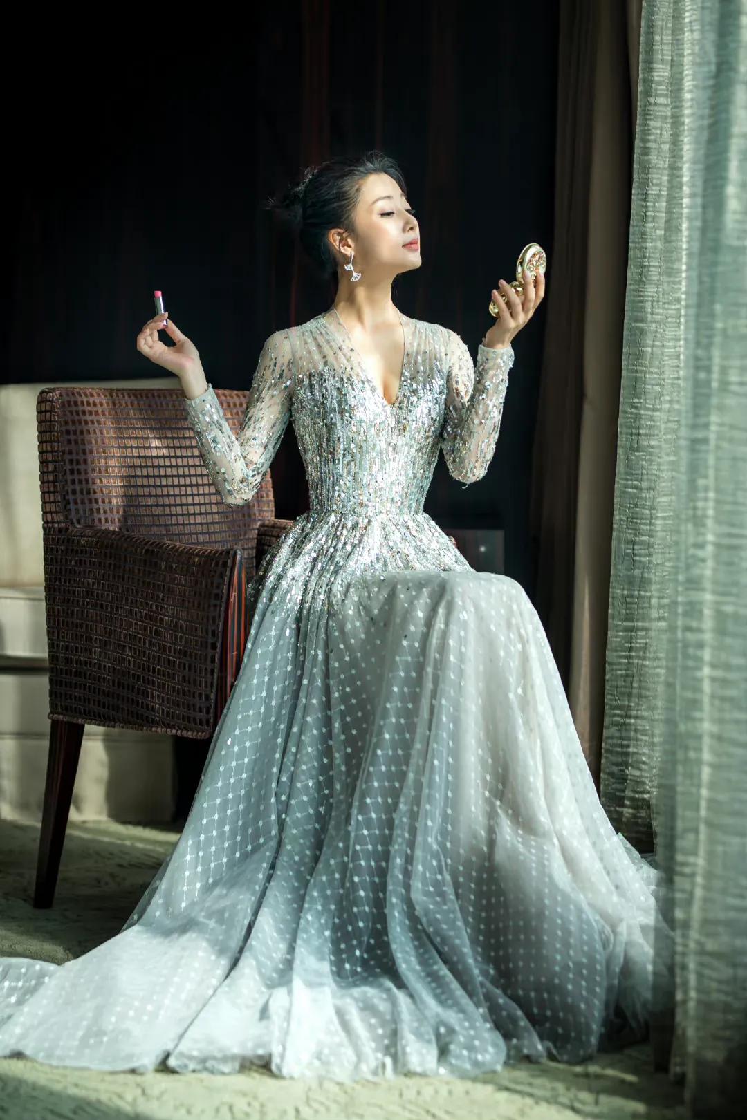 人间水蜜桃—殷桃