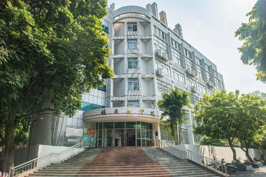 广西民族大学学科教学思政，2022考研招生及复试调剂情况分析