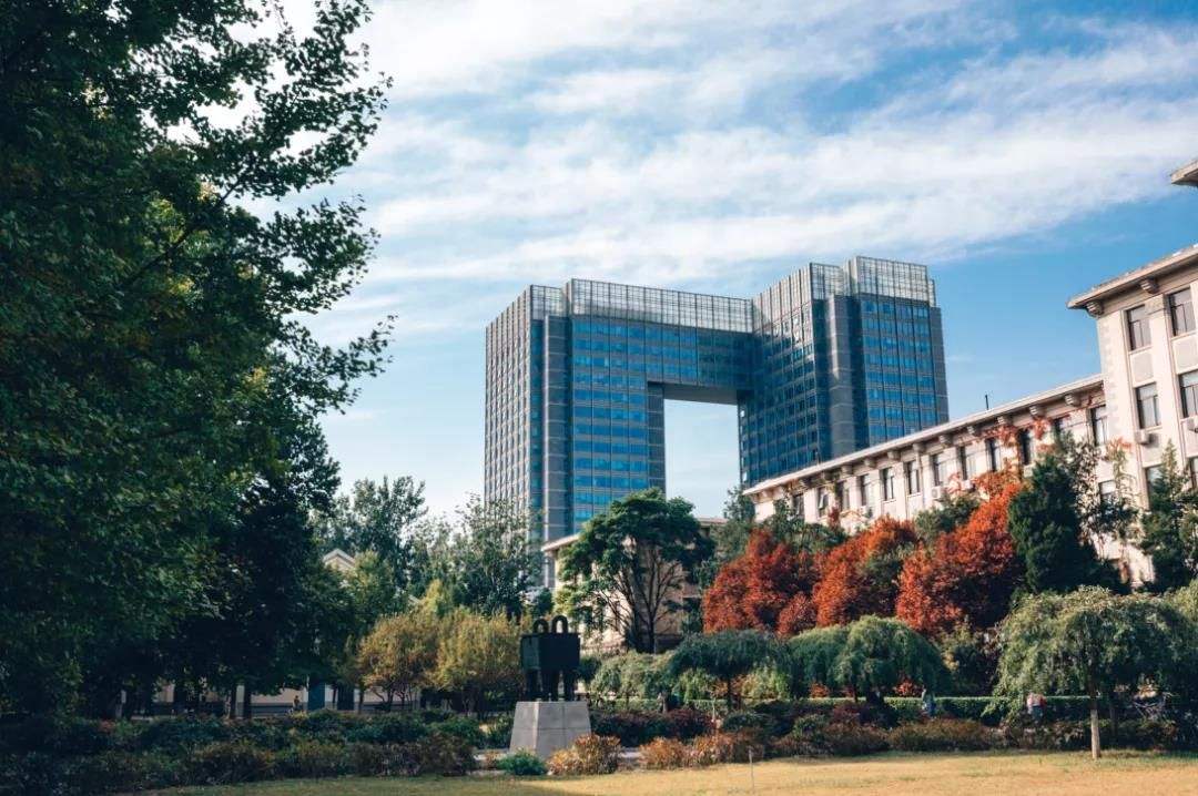 北京科技大学：“钢老三”和冶金辉煌不再，该选什么专业比较好？