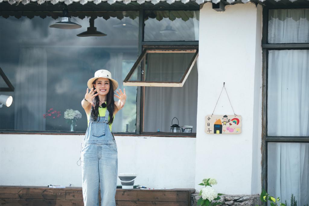 没主持人却让容祖儿张翰泪崩，先锋实验《牧野家族》为何打动人心