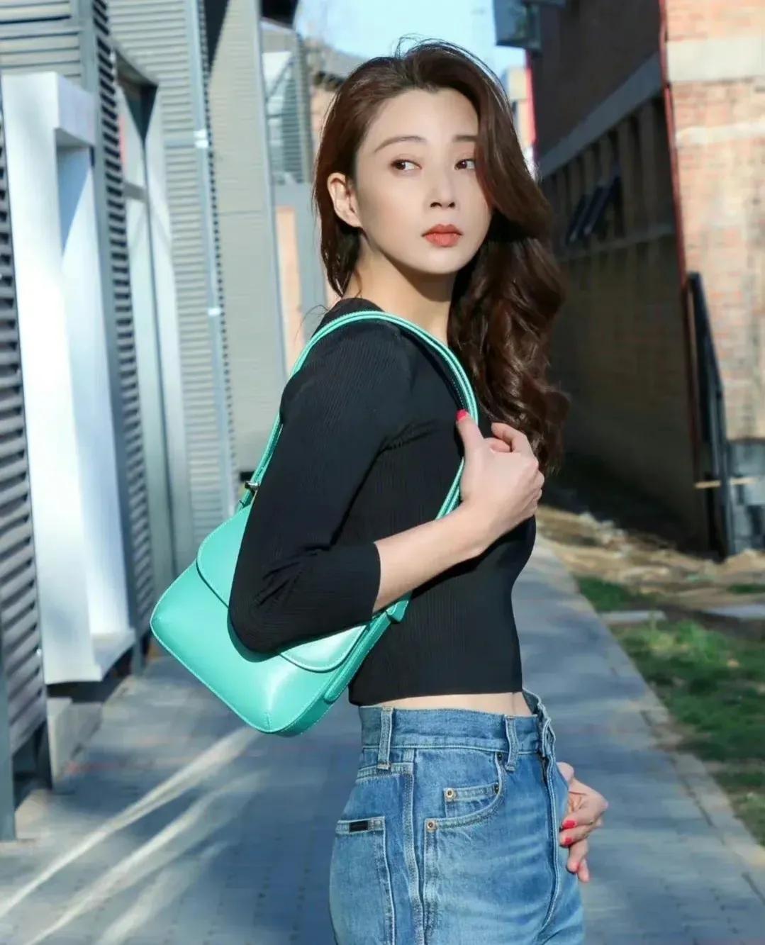 气质绝绝子的殷桃，太美了