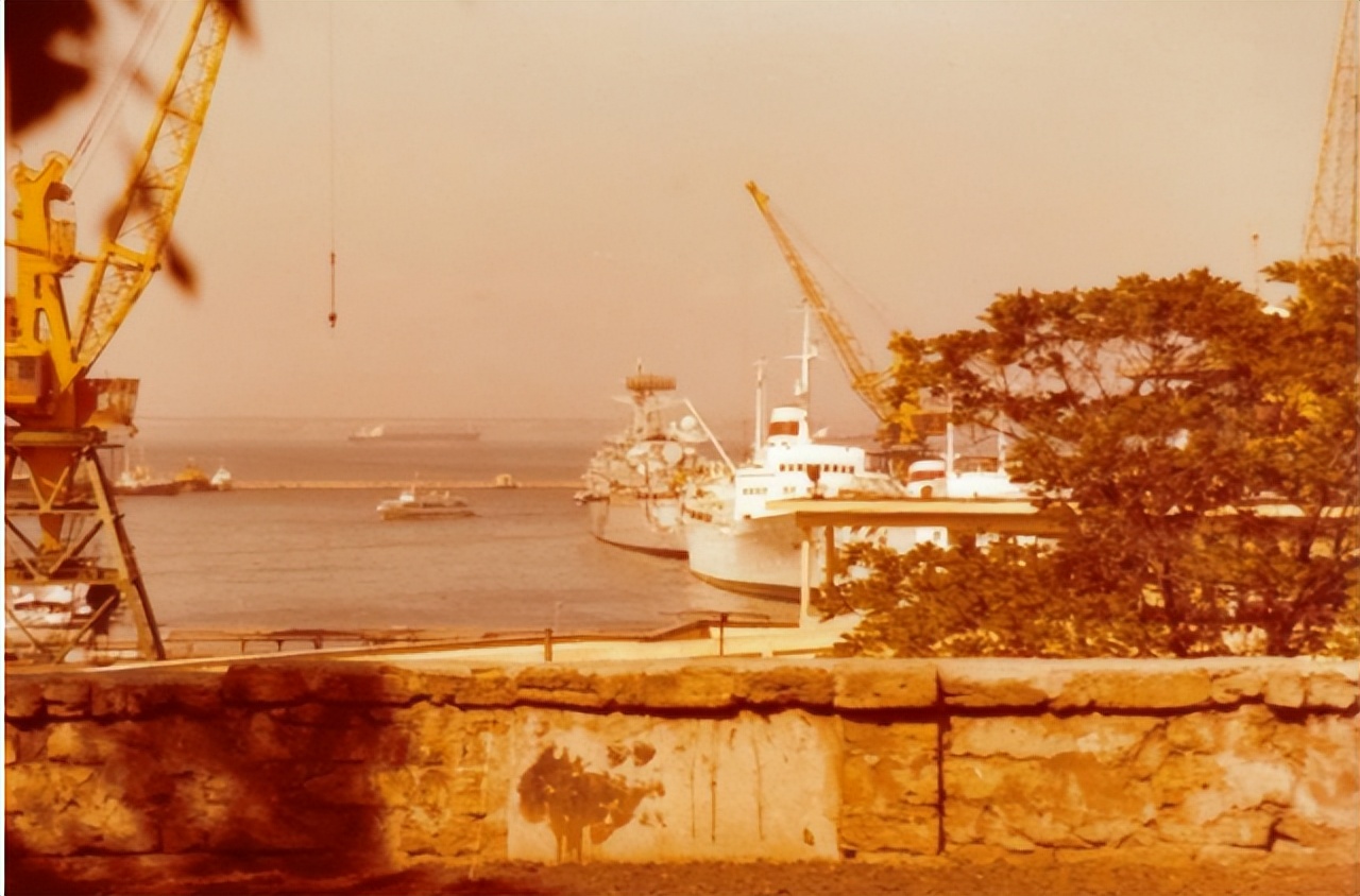 54�꣬�������ֱ�̨�����ٳ֣������ɽ�����������أ������Σ�