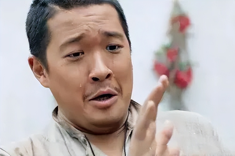 而他的演技也渐渐得到了大众的认可,尤其是《生死血符》中的陈国营的