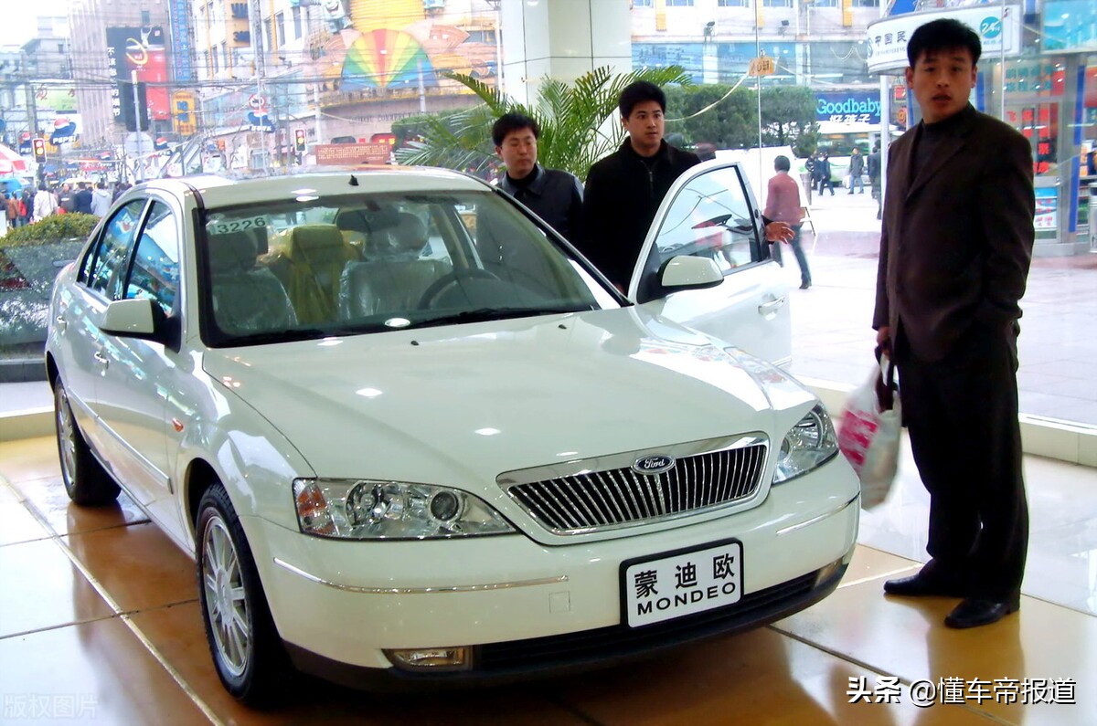 观察 | 和卡罗拉一个价！蒙迪欧“急眼了”还是“杀疯了”？