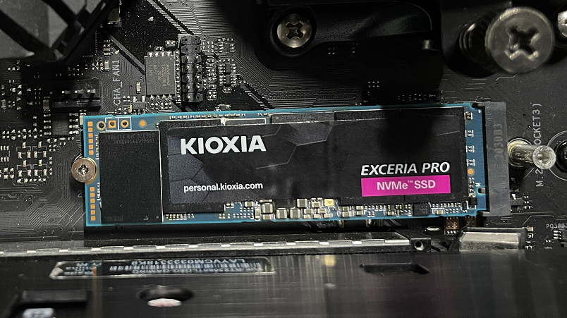 发烧�U�用户优选，铠侠EXCERIA PRO极至���速PCIe 4.0 SSD评测
