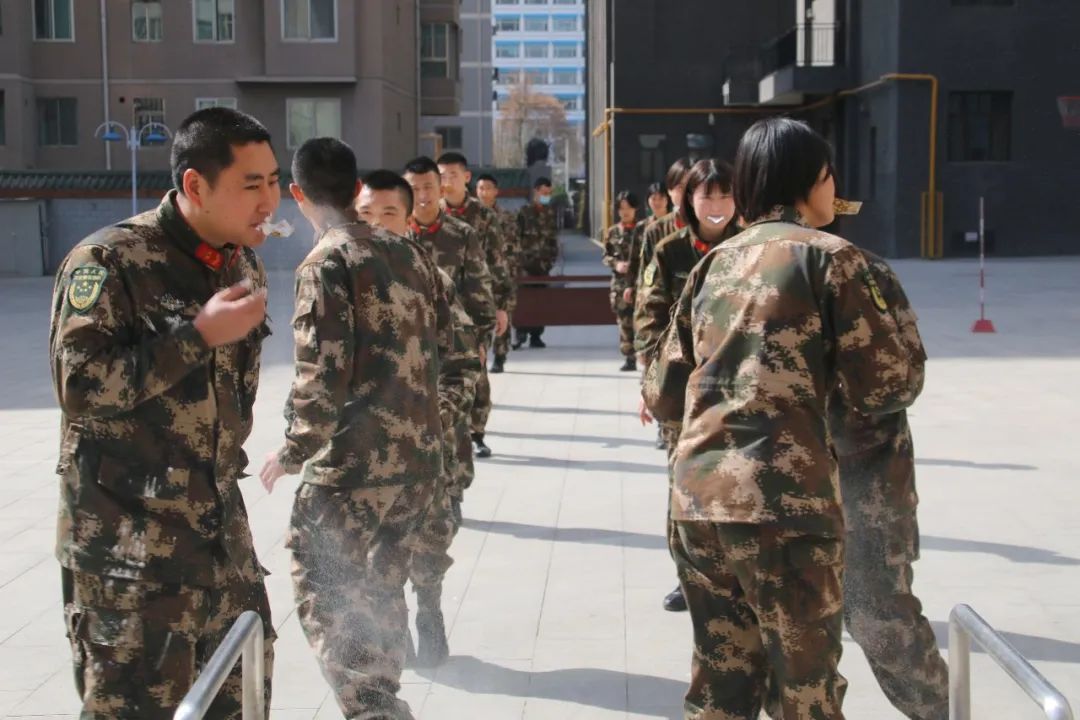 侯<a href=http://www.cngansu.cn/news/ target=_blank class=infotextkey></a>֧ܶӣ죬Ļ