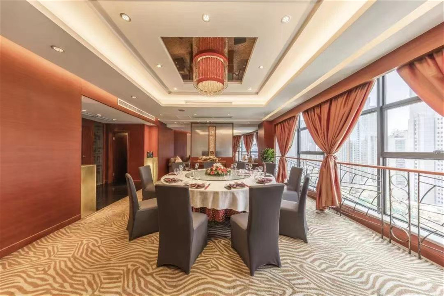 重庆渝城置业宣告破产，扬子岛酒店被2亿拍卖，资产估值超过4亿