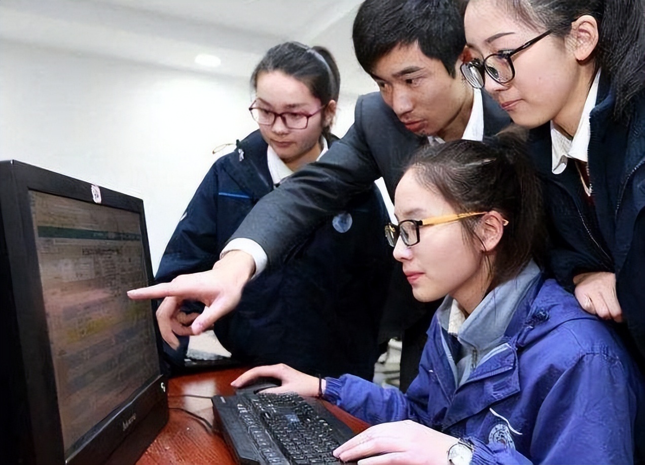 985大学报考“热门”的专业，听起来高大上，但就业后却不太理想