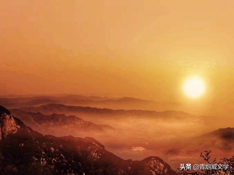 泰山观日出：静候晨光，心随朝霞共舞