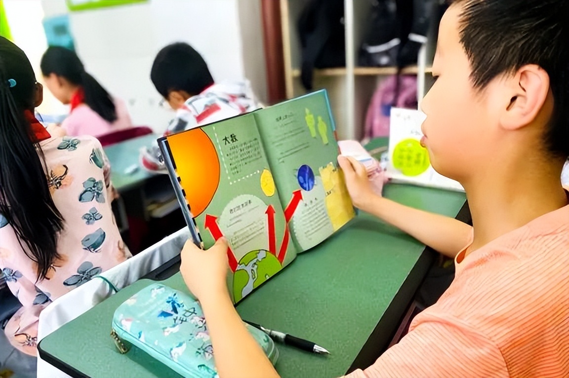 以广泛阅读陶广博胸怀｜双流区双华小学努力营造学生阅读氛围