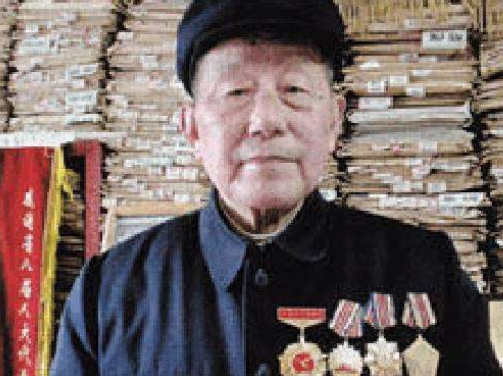 湖南女贪官落马记：色诱40多人，被84岁老汉扳倒，因怀孕被判死缓