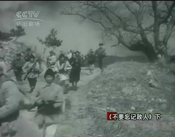 世界电影（0107）朝鲜电影《不要忘记敌人》（1963）剧照欣赏