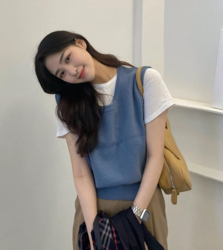 随性风温婉有格调，盐系穿搭很清新