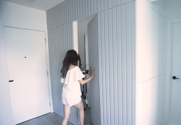 29岁买下520万的家，香港姑娘独居42㎡小窝，她说：一个人很满足