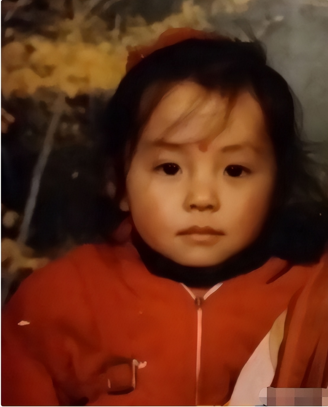 当了13年的赚钱工具，靠逼婚上位，张靓颖到底有多傻？