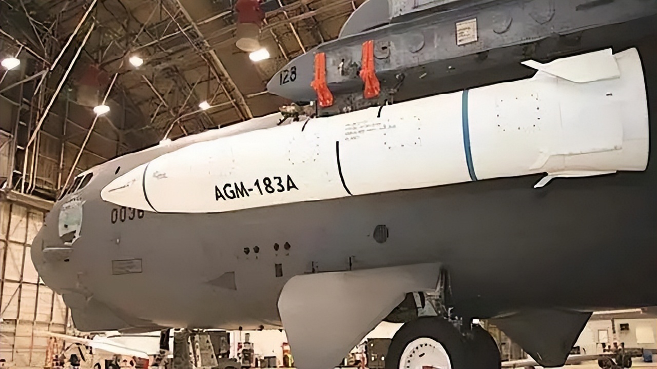 �ؾ�ǿʤ�˵�ͷ�࣬�����˿ֲ�ƽ���ѱ䡰�����������㶦����