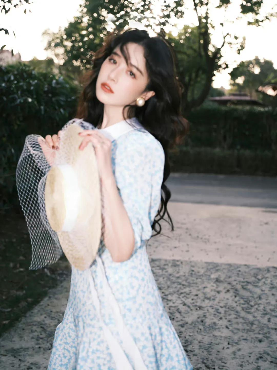 阚清子近期穿搭