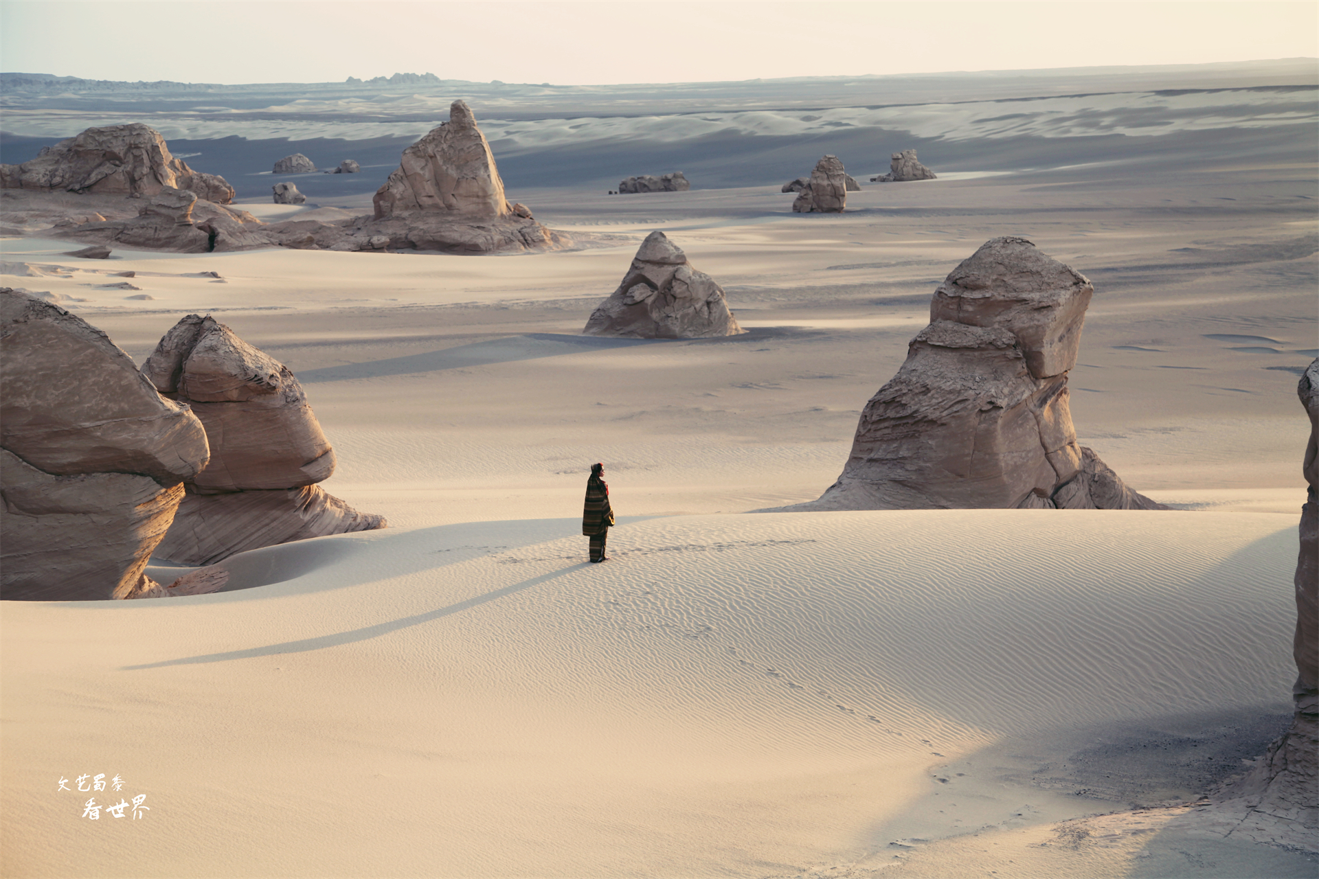 楼兰古城新疆楼兰古城
