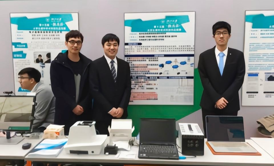 浙大“本硕连读”7年的学霸黄晓斌，医学院毕业后却转行卖面包