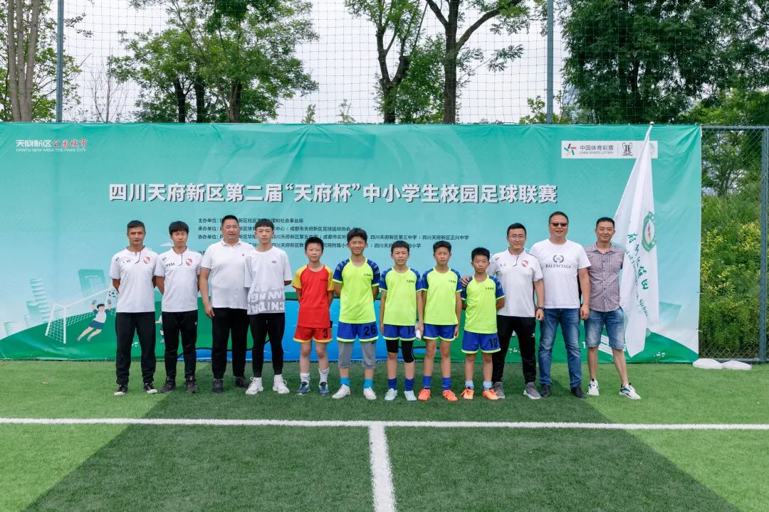 九支队伍，七个冠军！|籍田小学在校园足球联赛比赛中荣膺佳绩