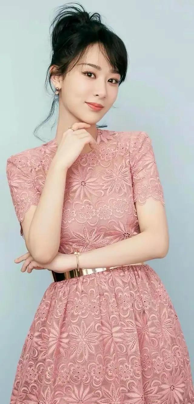杨紫，25张精美的照片