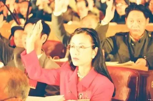 难忘的记忆：1998年香港回归一周年文艺晚会