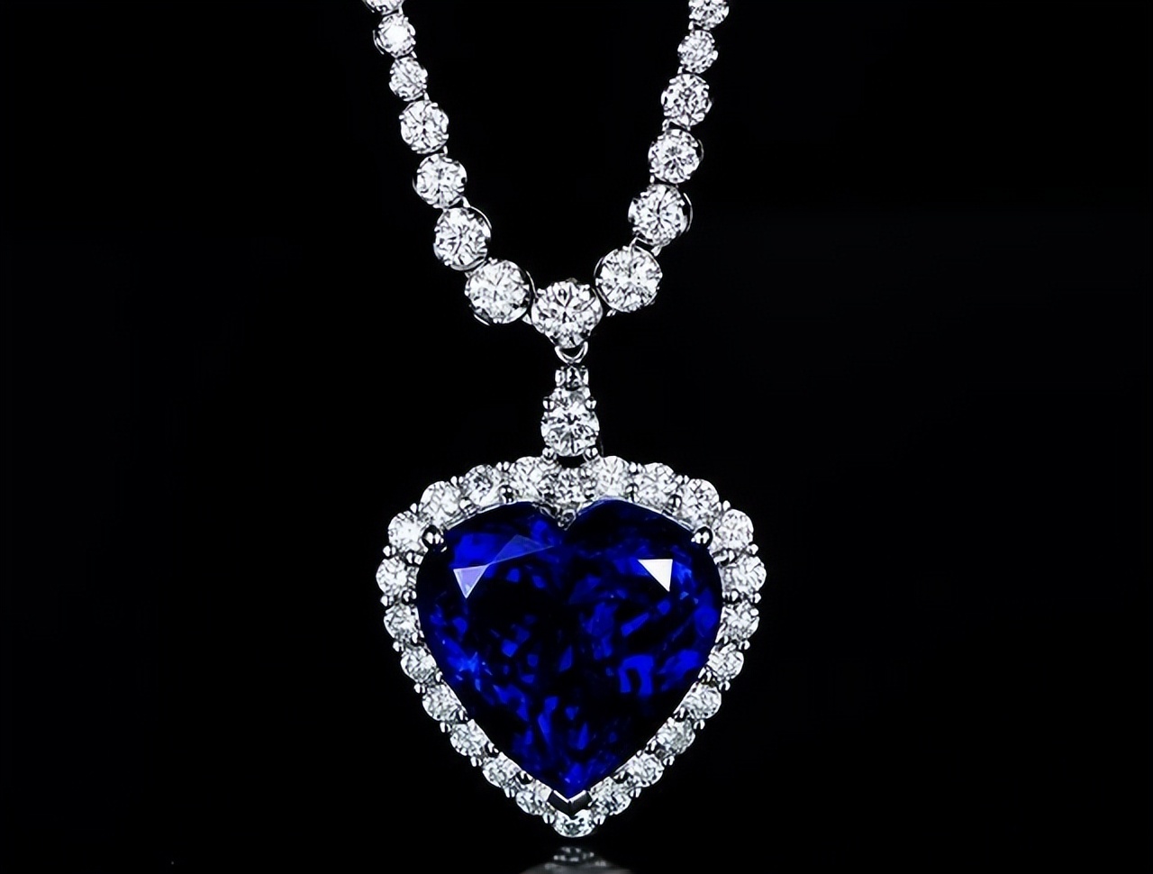 世界上最贵的12件珠宝图片
