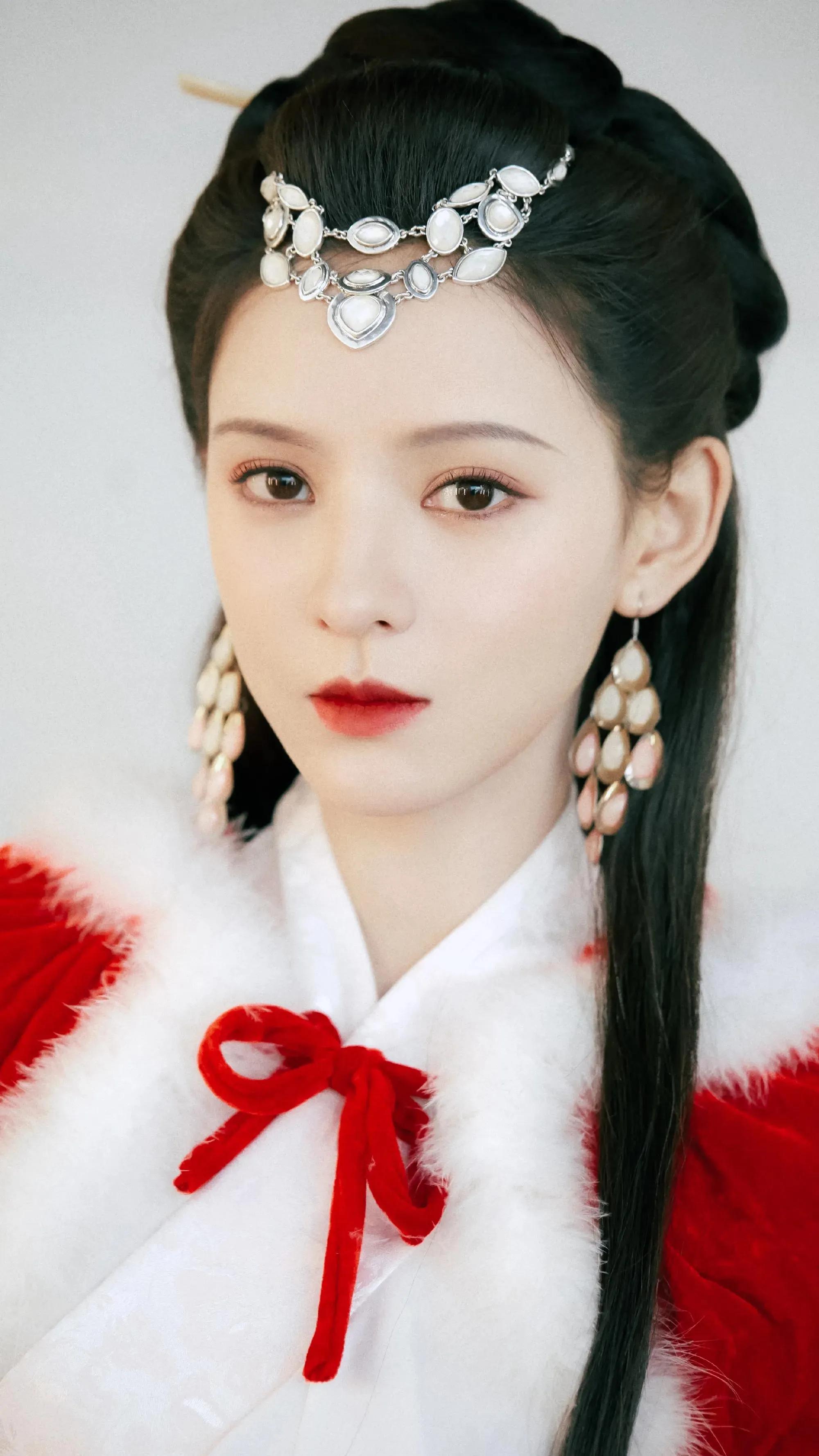 张予曦：青春靓丽，唯美灵动，温婉迷人