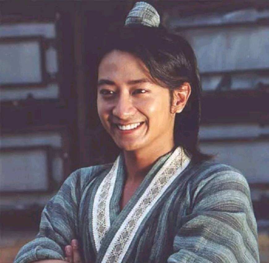 “高开低走”的7位港星，个个红极一时，却将一手好牌打得稀烂