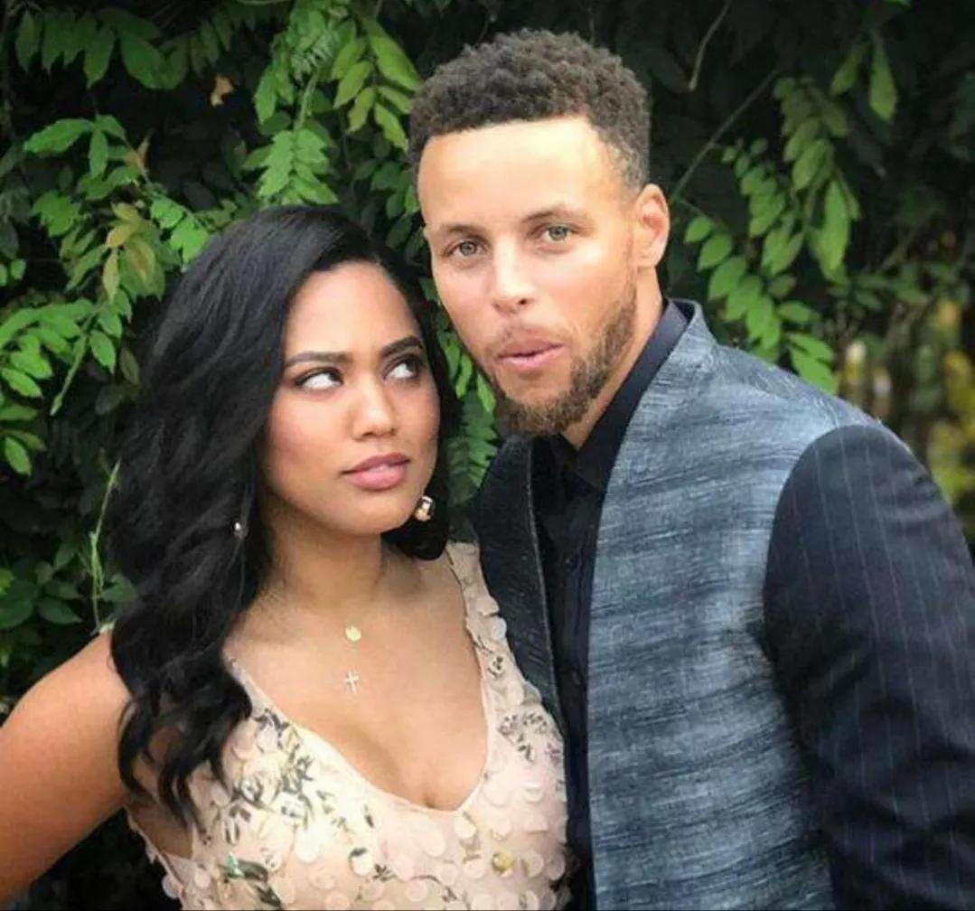 nba球星为什么都喜欢矮老婆(NBA颜值天花板！做库里的妻子到底多幸福？)