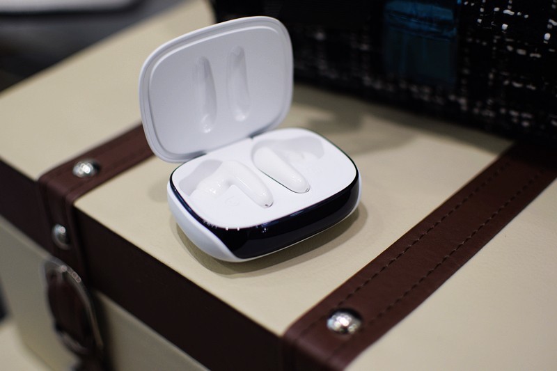 16通道双耳助听器 APP自主验配款 左点光大夫耳内式助听器