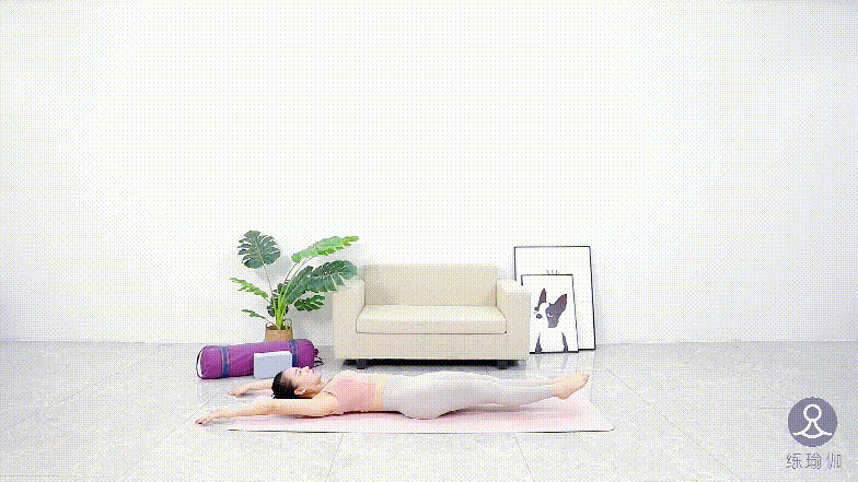 女大十八变！李小璐晒与甜馨合照，网友：云朵和我的云馨，好美