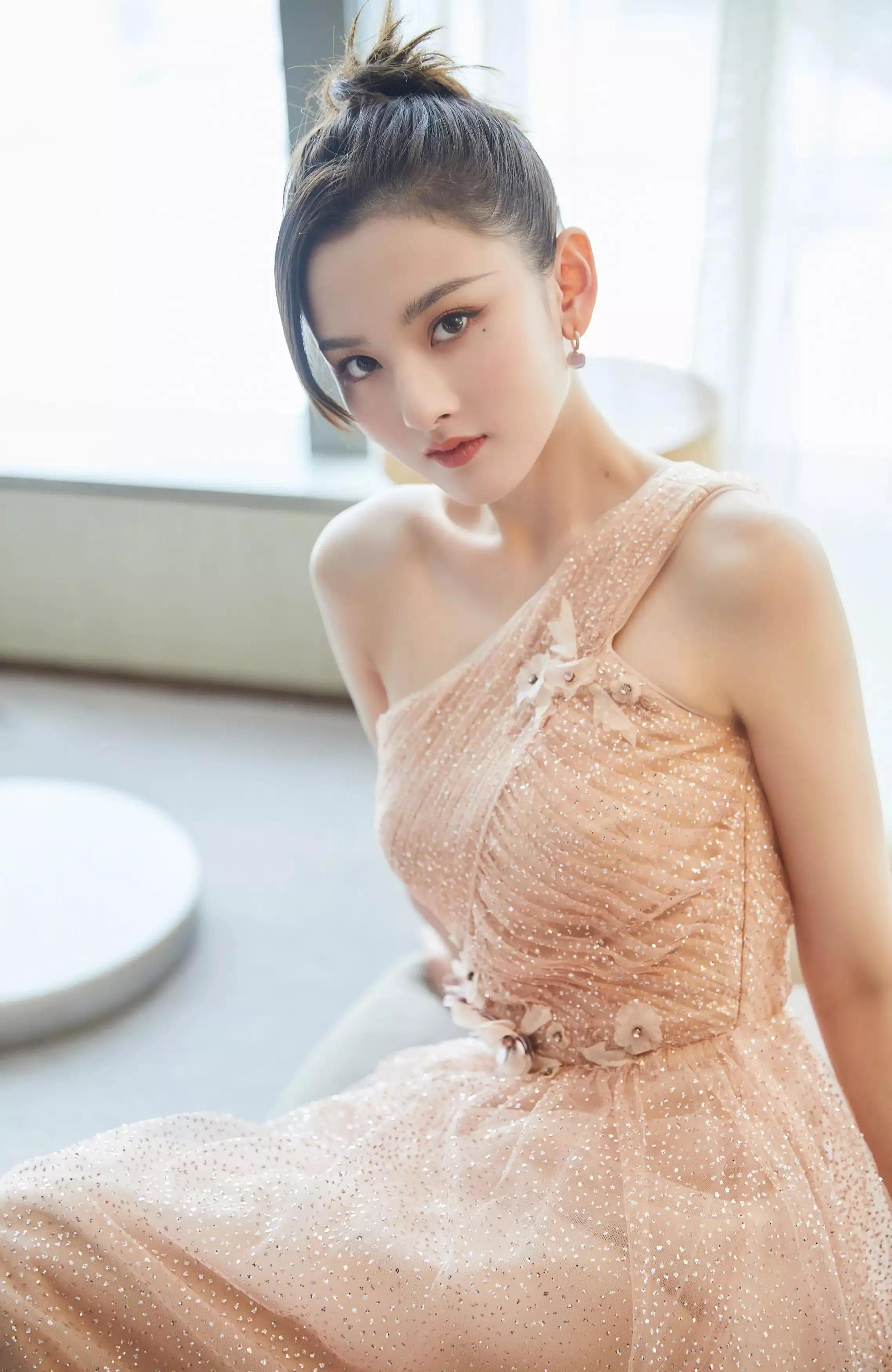 宋祖儿好美啊