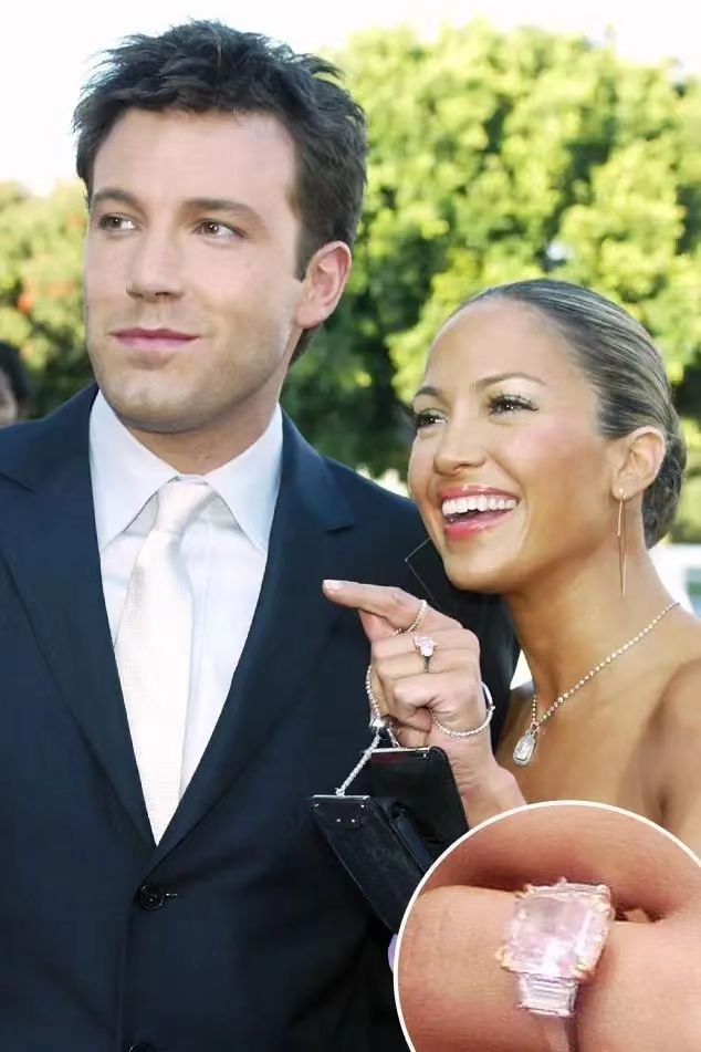 橘子晚报/大本洛佩兹结婚，邓紫棋改微博名字