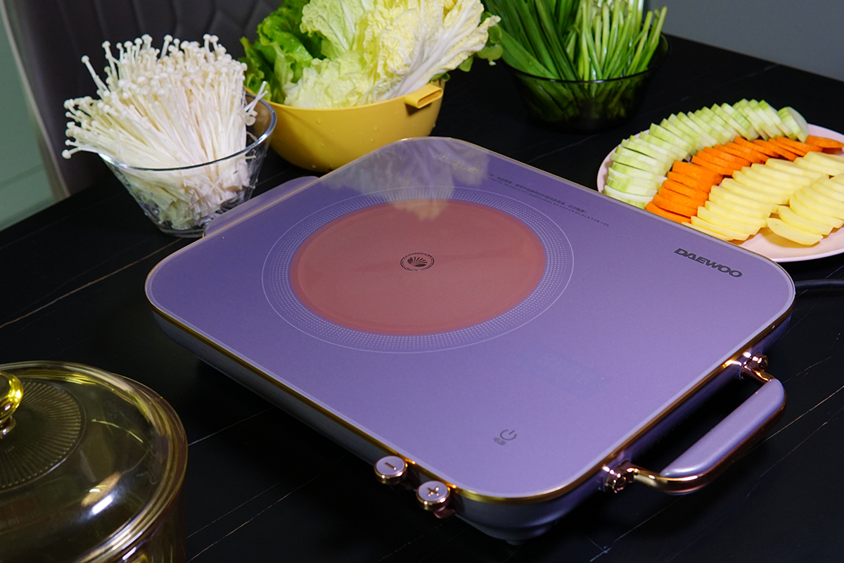 先暖胃再暖心，大宇电陶炉不挑锅具，美食在家轻松做