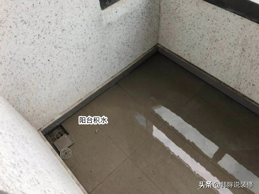 阳台封一半留一半，洗衣房和休闲区都有了，聪明人都这样设计